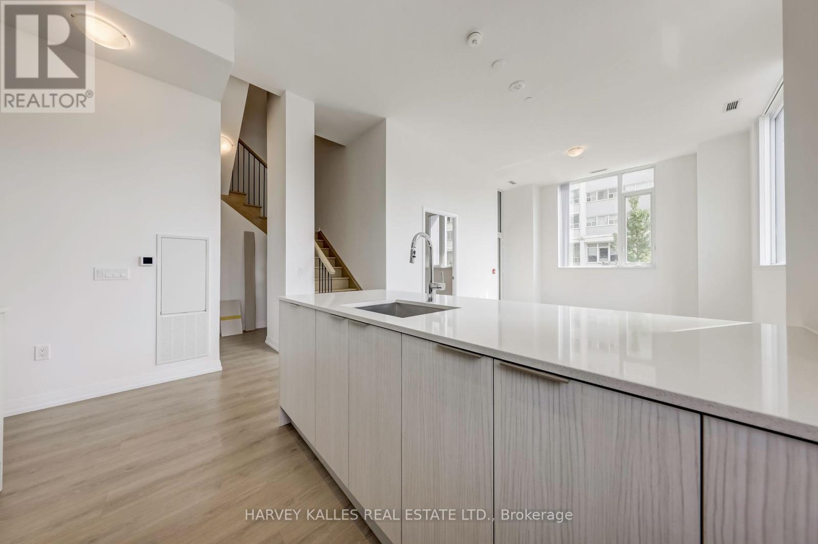 107 - 25 Holly Street, Toronto, Ontario  M4S 0E3 - Photo 10 - C12215613