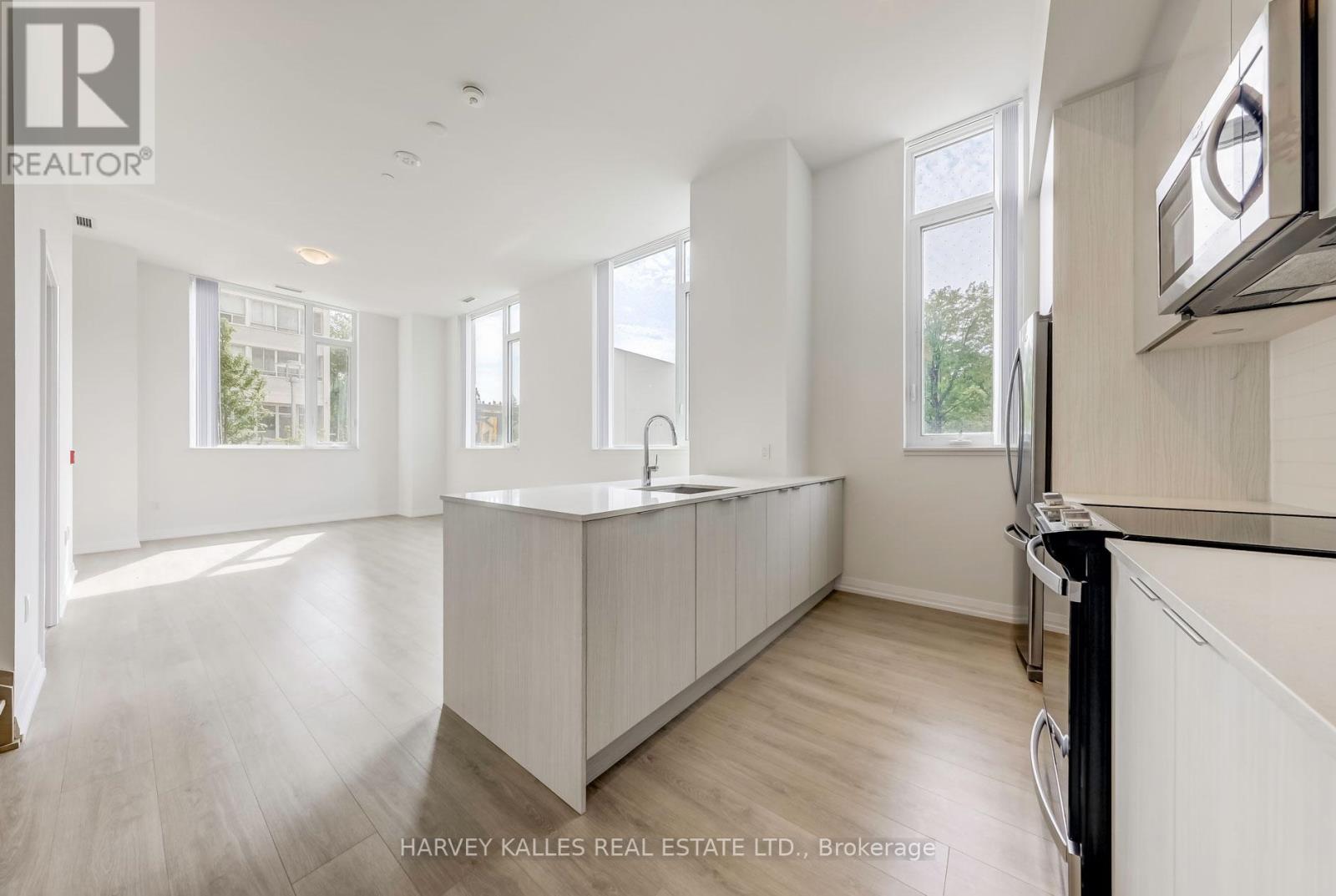 107 - 25 Holly Street, Toronto, Ontario  M4S 0E3 - Photo 8 - C12215613