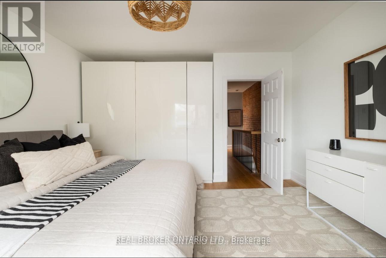 158 Golfview Avenue, Toronto (East End-Danforth), Ontario  M4E 2K5 - Photo 12 - E12215392