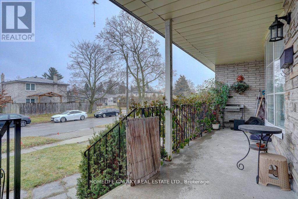 20 Tivoli Court, Toronto, Ontario  M1E 2A4 - Photo 3 - E12215571