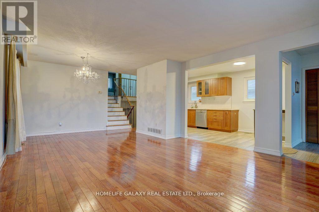 20 Tivoli Court, Toronto, Ontario  M1E 2A4 - Photo 5 - E12215571