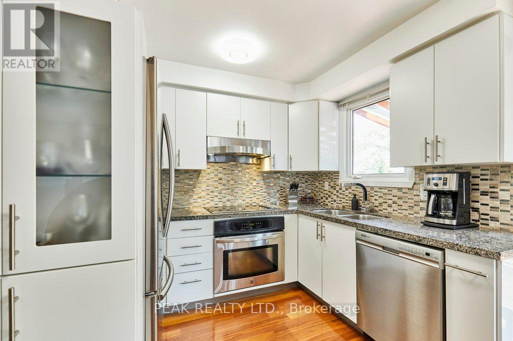 14 Mansfield Crescent, Whitby (Blue Grass Meadows), Ontario  L1N 6T4 - Photo 10 - E12215610