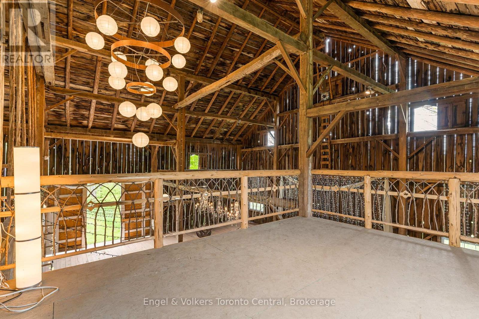 215588 Concession 4, Chatsworth, Ontario  N0H 2V0 - Photo 30 - X12208304