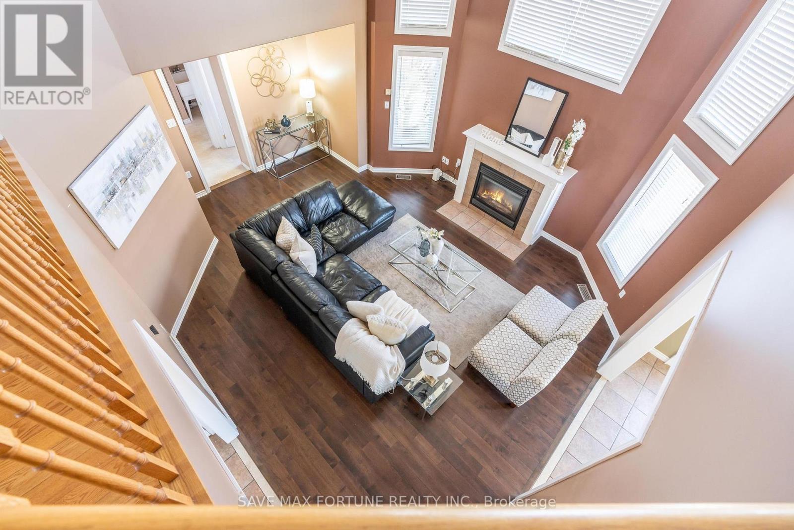 27 Capilano Court, Barrie, Ontario  L4M 7E6 - Photo 8 - S12119229