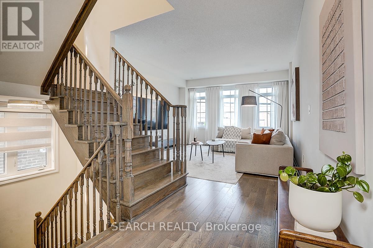 10931 Victoria Square Boulevard, Markham (Victoria Square), Ontario  L6C 0Z3 - Photo 11 - N12215317
