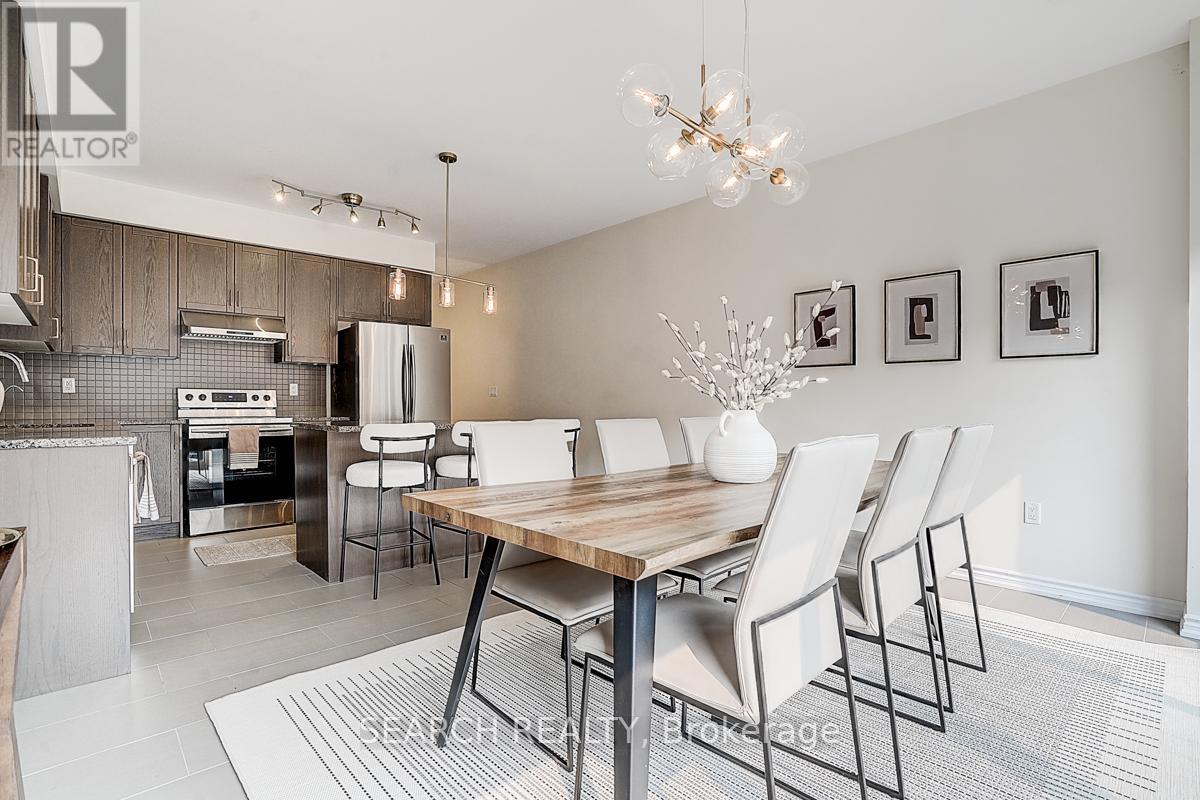 10931 Victoria Square Boulevard, Markham (Victoria Square), Ontario  L6C 0Z3 - Photo 4 - N12215317