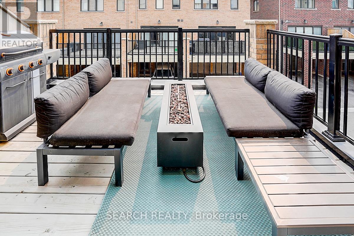 10931 Victoria Square Boulevard, Markham (Victoria Square), Ontario  L6C 0Z3 - Photo 8 - N12215317