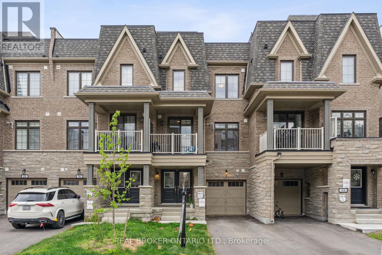 92 WILLIAM SHEARN CRESCENT, Markham, Ontario