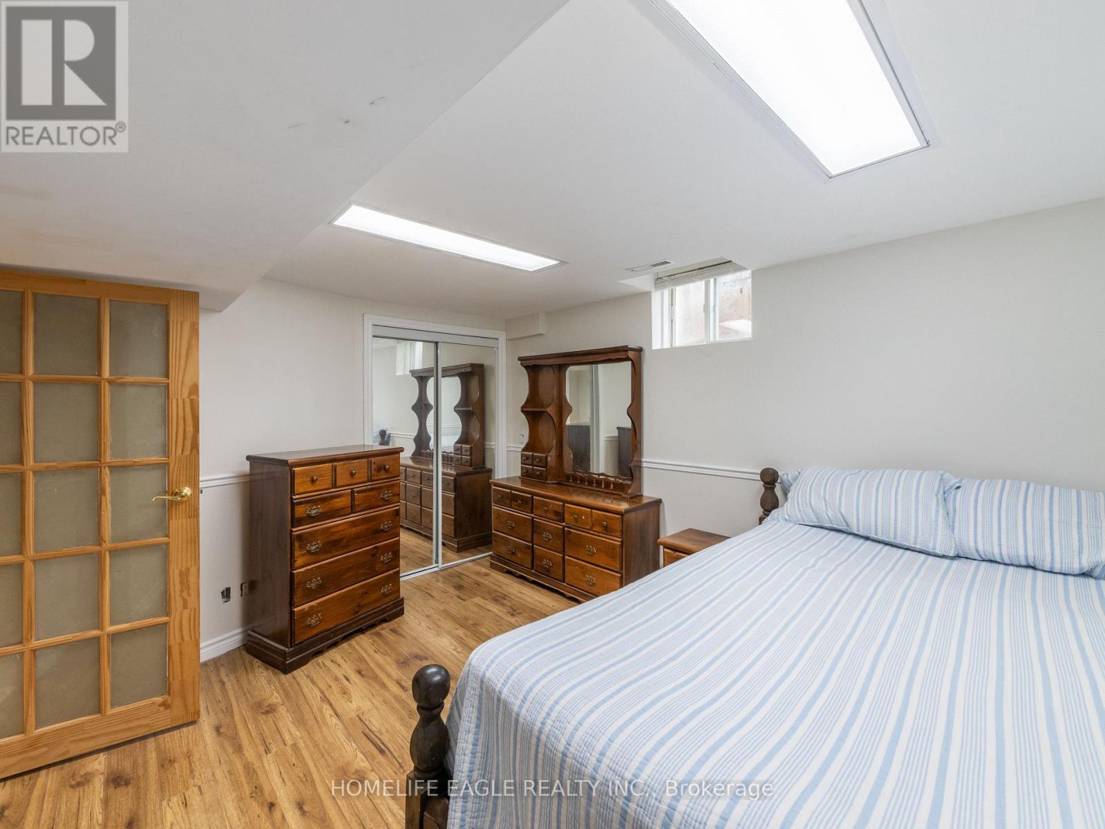 250 Alex Doner Drive, Newmarket (Glenway Estates), Ontario  L3X 1A8 - Photo 30 - N12215462