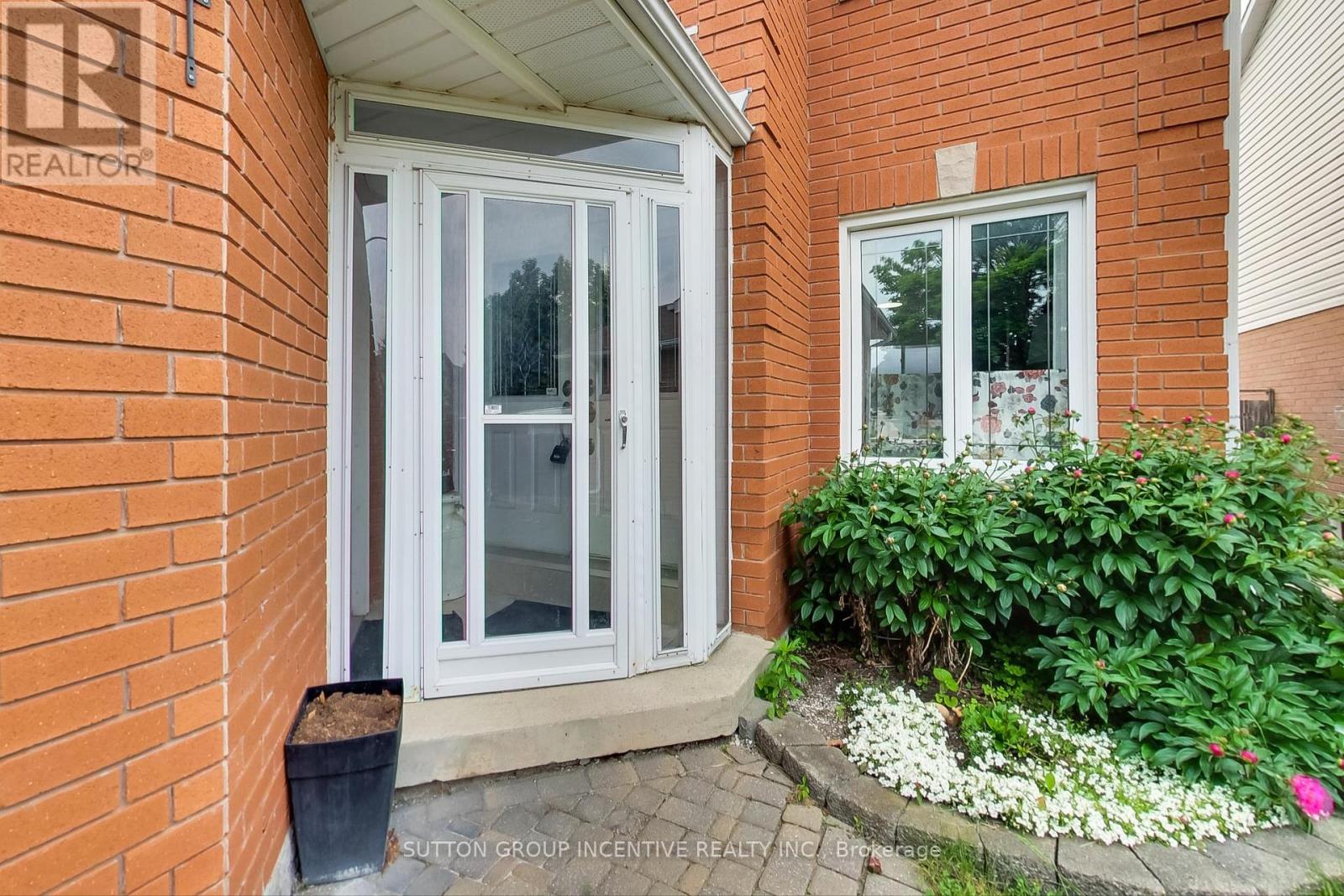 1238 Benson Street, Innisfil (Alcona), Ontario  L9S 1Y6 - Photo 2 - N12215475