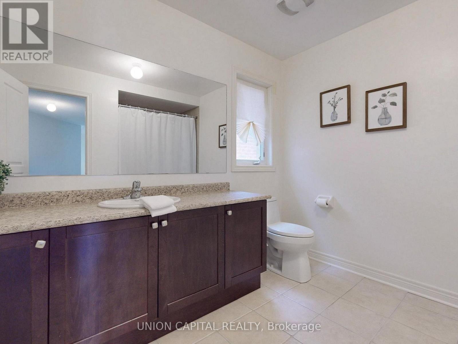 83 Mooney Street, Bradford West Gwillimbury (Bradford), Ontario  L3Z 0K7 - Photo 36 - N12215540