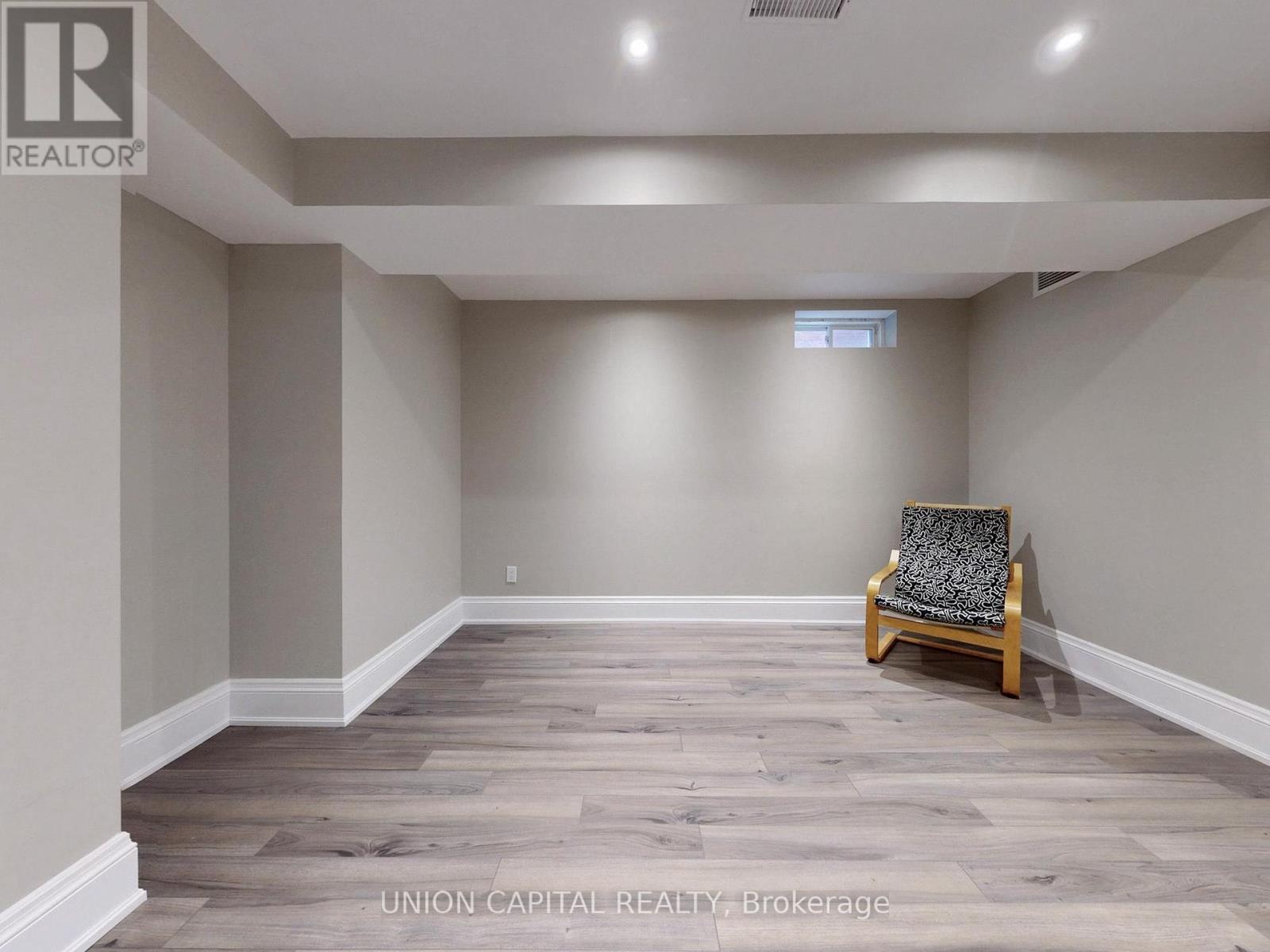 83 Mooney Street, Bradford West Gwillimbury (Bradford), Ontario  L3Z 0K7 - Photo 42 - N12215540