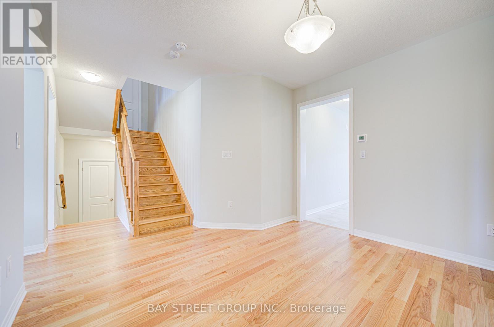 1296 Broderick Street, Innisfil, Ontario  L9S 0P6 - Photo 8 - N12215604
