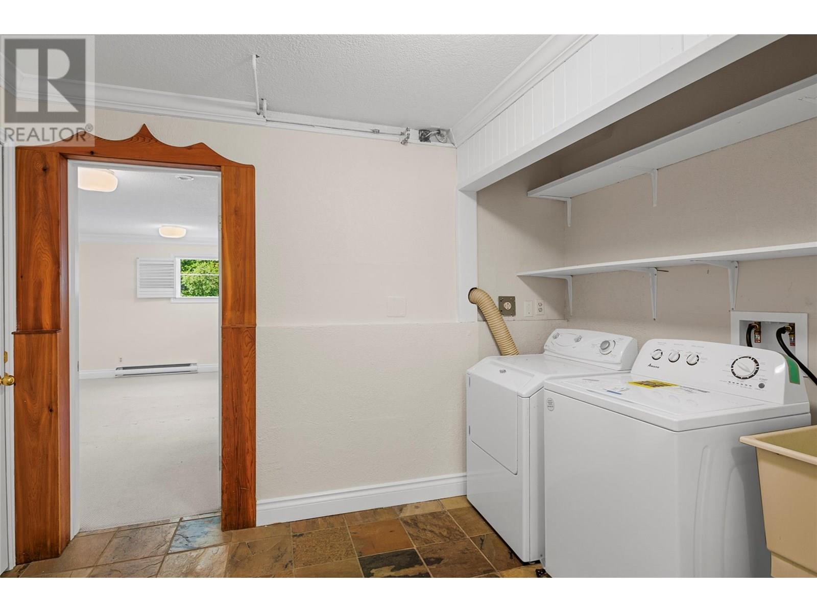 1833 Park Drive, Revelstoke, British Columbia  V0E 2S1 - Photo 32 - 10351620