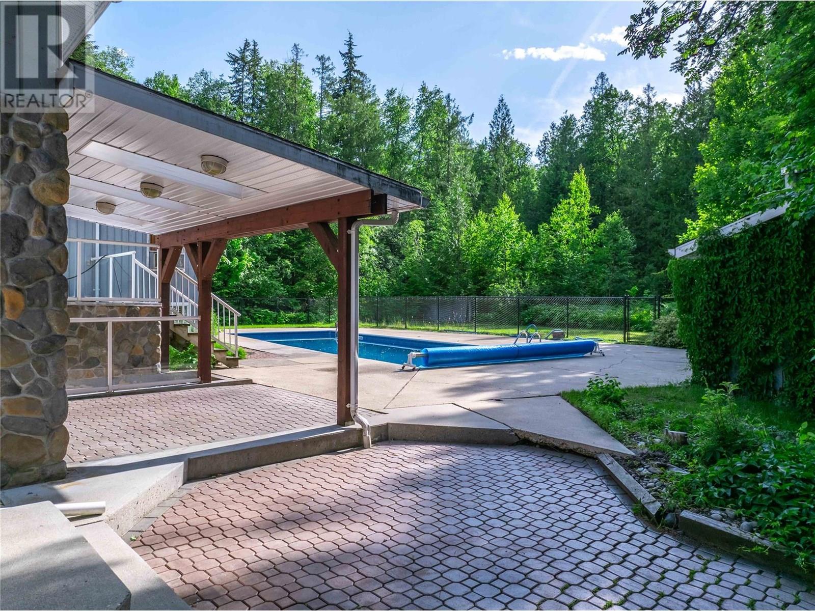 1833 Park Drive, Revelstoke, British Columbia  V0E 2S1 - Photo 39 - 10351620