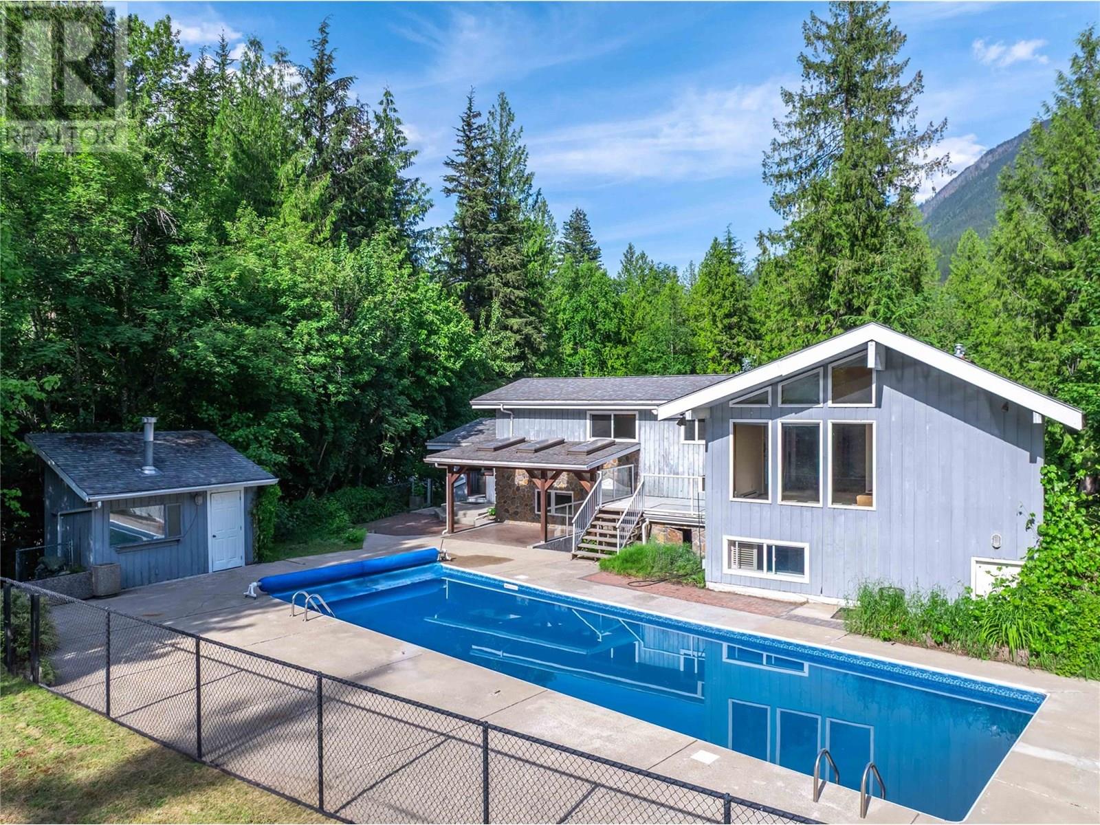 1833 Park Drive, Revelstoke, British Columbia  V0E 2S1 - Photo 40 - 10351620