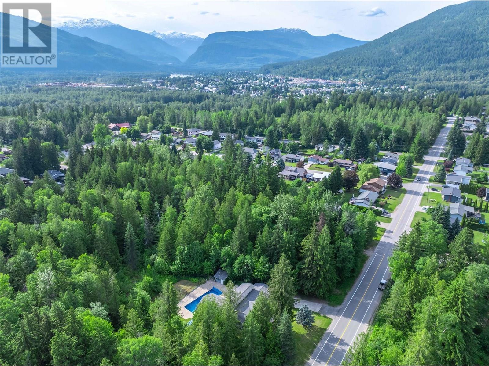 1833 Park Drive, Revelstoke, British Columbia  V0E 2S1 - Photo 50 - 10351620