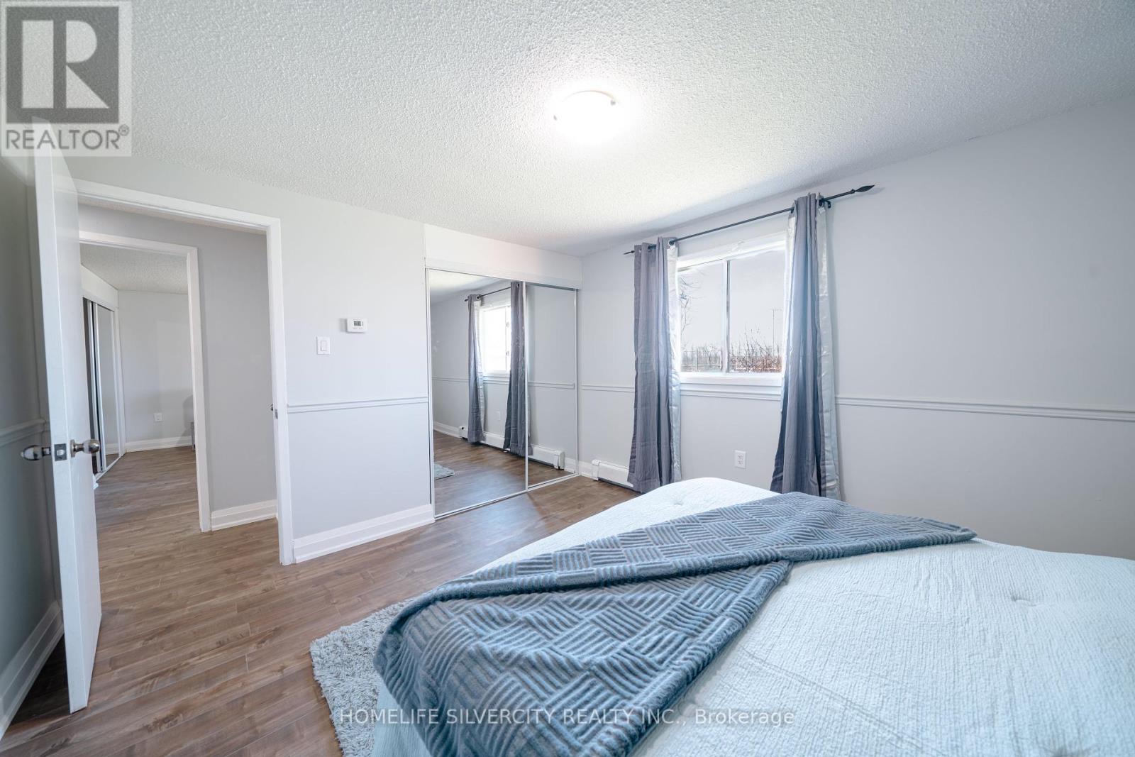 117 Hickling Trail, Barrie (Grove East), Ontario  L4M 5T7 - Photo 21 - S12215327