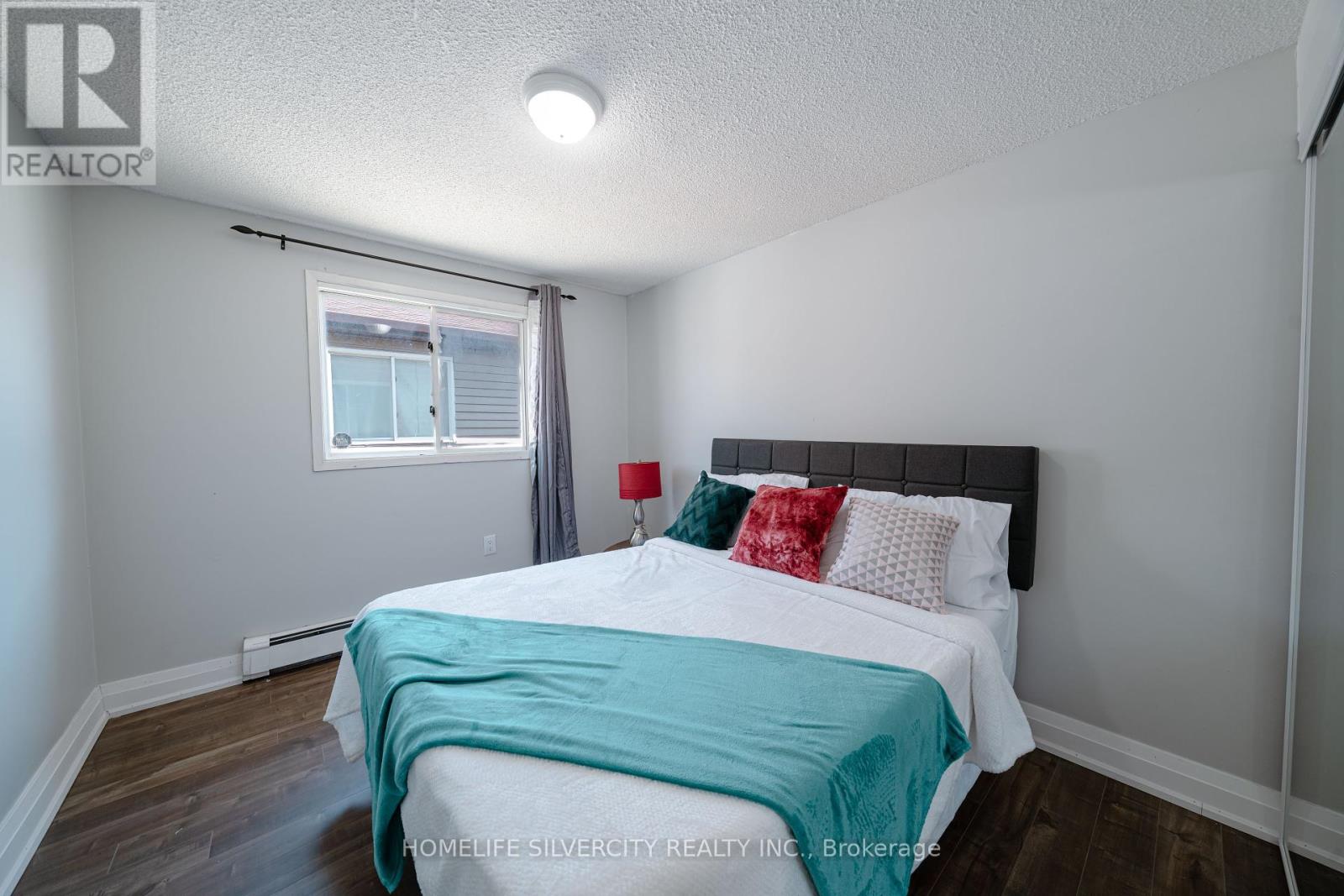 117 Hickling Trail, Barrie (Grove East), Ontario  L4M 5T7 - Photo 25 - S12215327