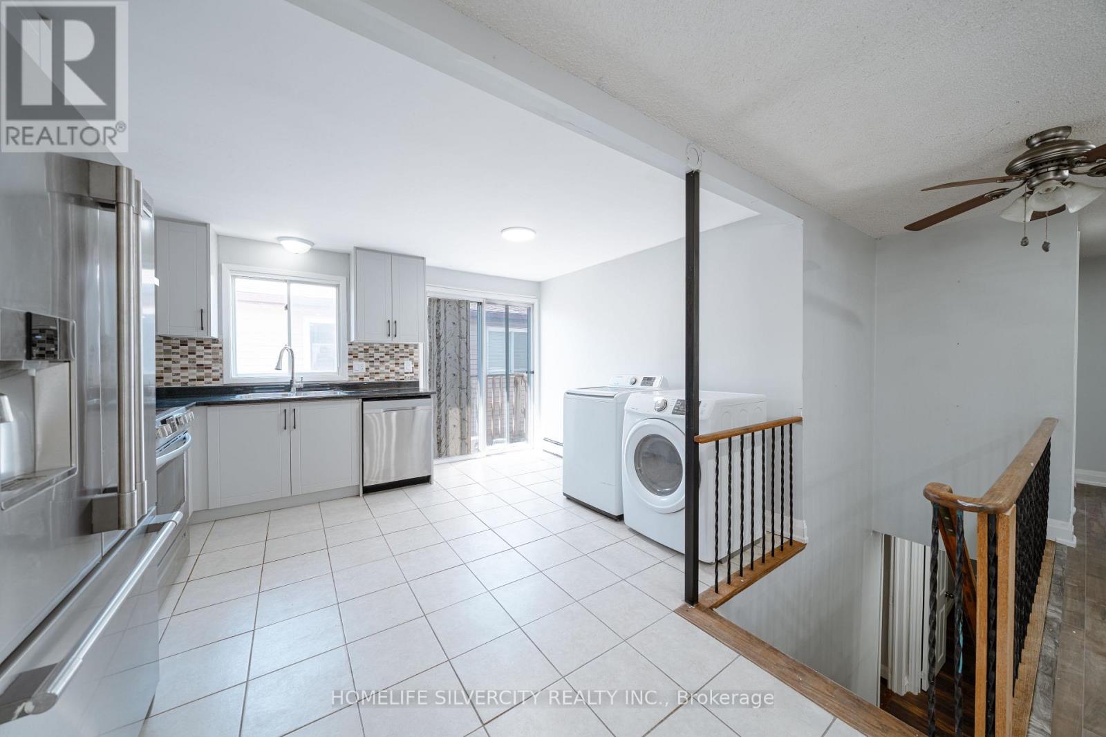 117 Hickling Trail, Barrie (Grove East), Ontario  L4M 5T7 - Photo 9 - S12215327