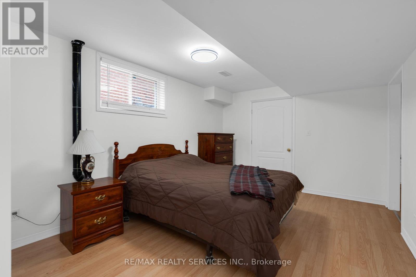 47 Sydenham Wells, Barrie (Georgian Drive), Ontario  L4M 6R4 - Photo 25 - S12215362