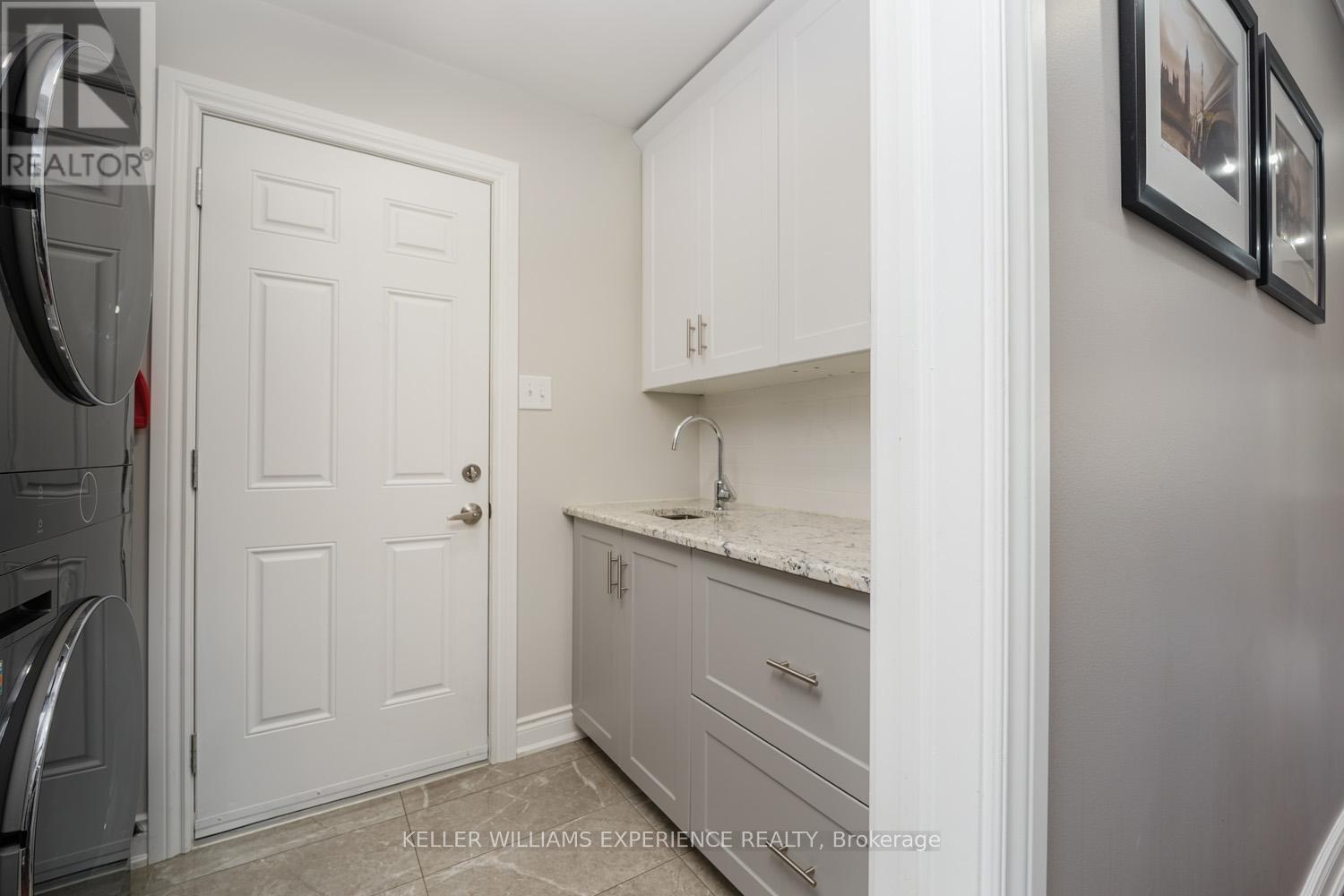 91 Succession Crescent, Barrie (Innis-Shore), Ontario  L4M 7G6 - Photo 20 - S12215431