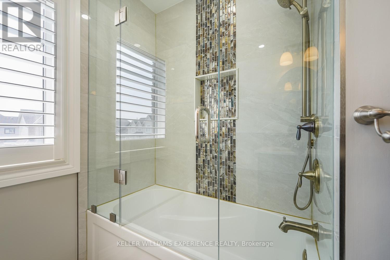 91 Succession Crescent, Barrie (Innis-Shore), Ontario  L4M 7G6 - Photo 28 - S12215431