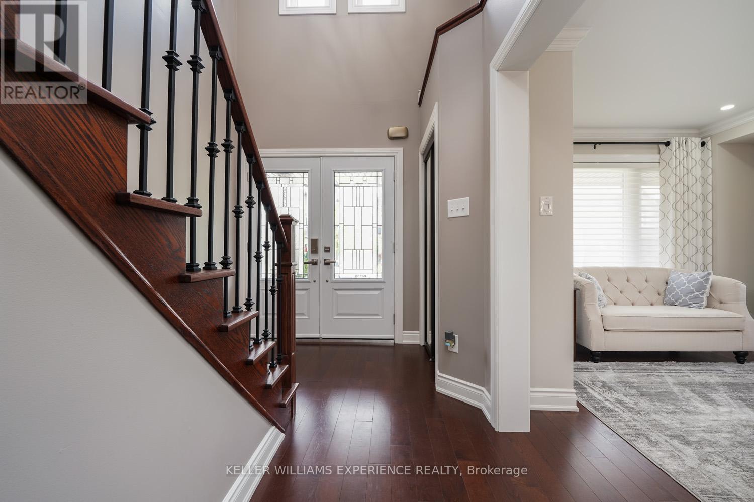 91 Succession Crescent, Barrie (Innis-Shore), Ontario  L4M 7G6 - Photo 7 - S12215431