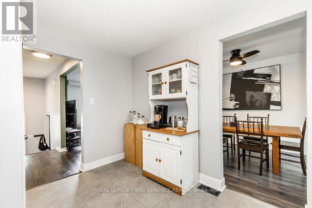 10 - 1095 Mississaga Street W, Orillia, Ontario  L3V 6W7 - Photo 6 - S12215580