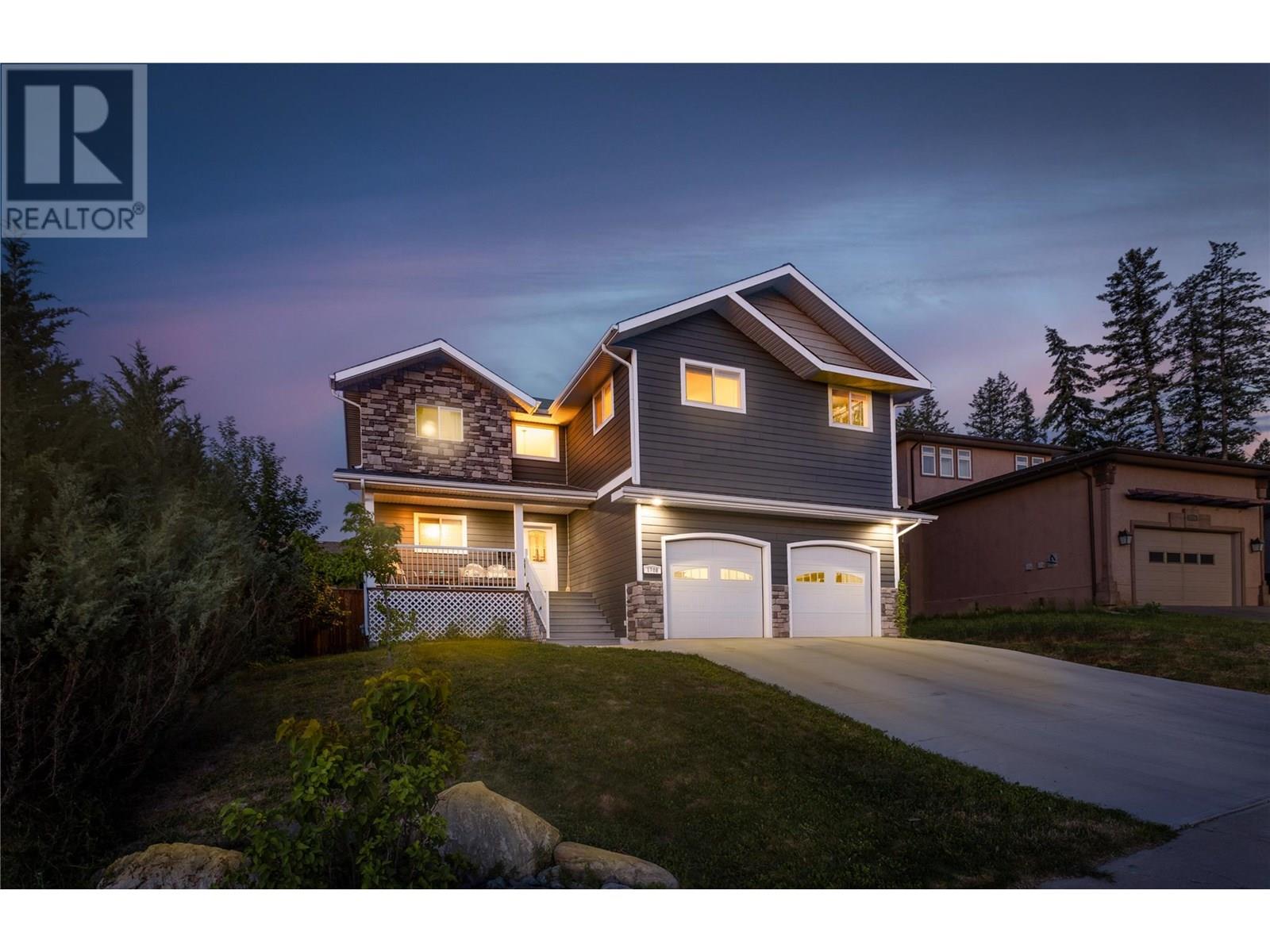1708 2nd Avenue S, Cranbrook, British Columbia