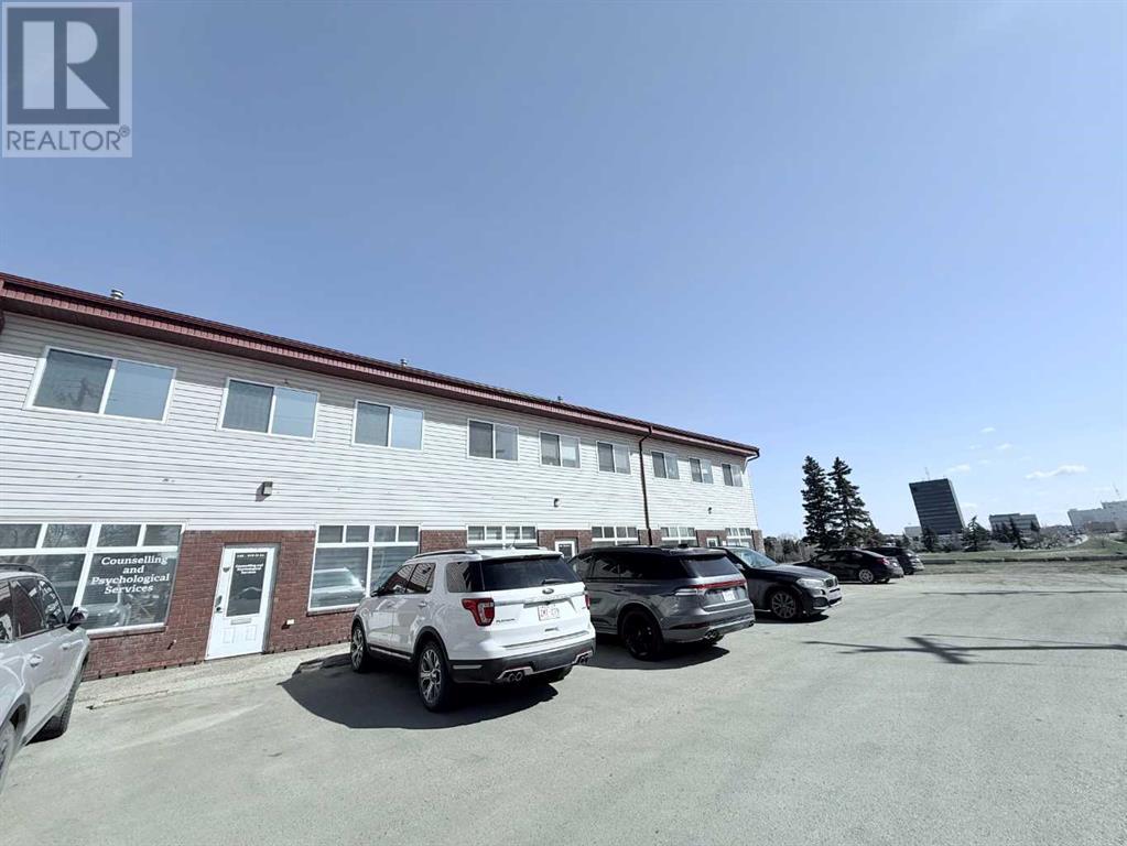 102, 10418 99 Avenue, Grande Prairie, Alberta  T8V 0S3 - Photo 2 - A2176075