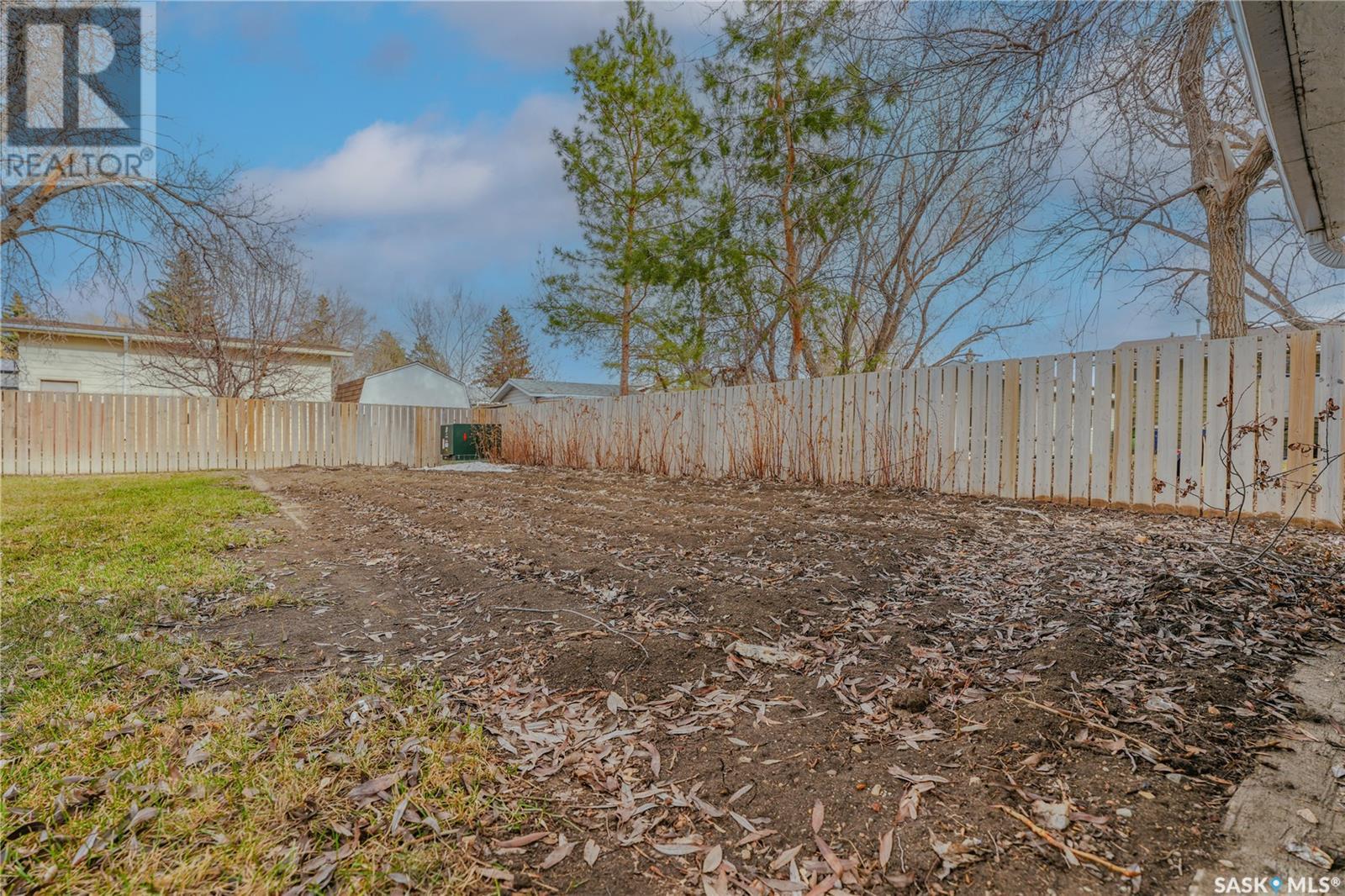 52 Buttercup Crescent, Moose Jaw, Saskatchewan  S6J 1A4 - Photo 42 - SK002650