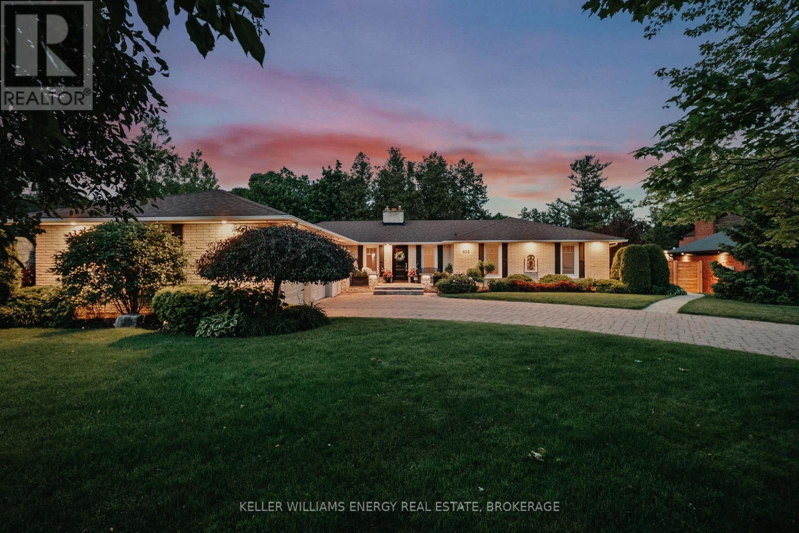 833 GLENMANOR DRIVE, Oshawa, Ontario