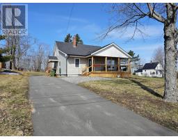 144 Pleasant Street, Stellarton, Ca