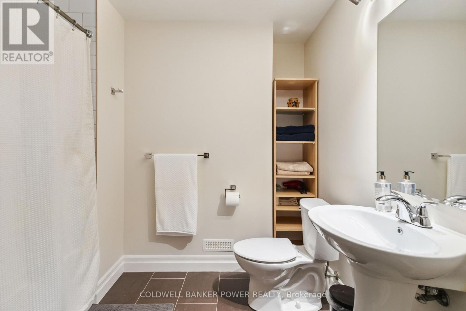 1376 Shore Road, London South (South A), Ontario  N6K 4Z8 - Photo 40 - X12215697