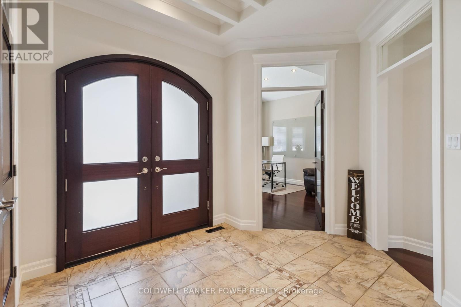 1376 Shore Road, London South (South A), Ontario  N6K 4Z8 - Photo 7 - X12215697