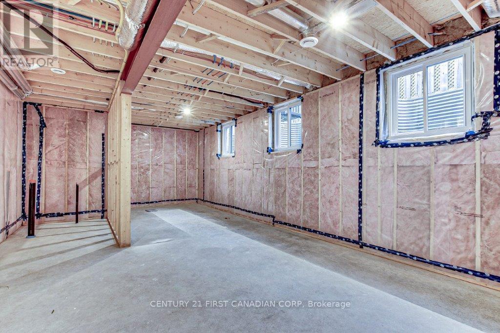 163 Elgin Avenue E, Goderich (Goderich (Town)), Ontario  N7A 1K7 - Photo 25 - X12215703