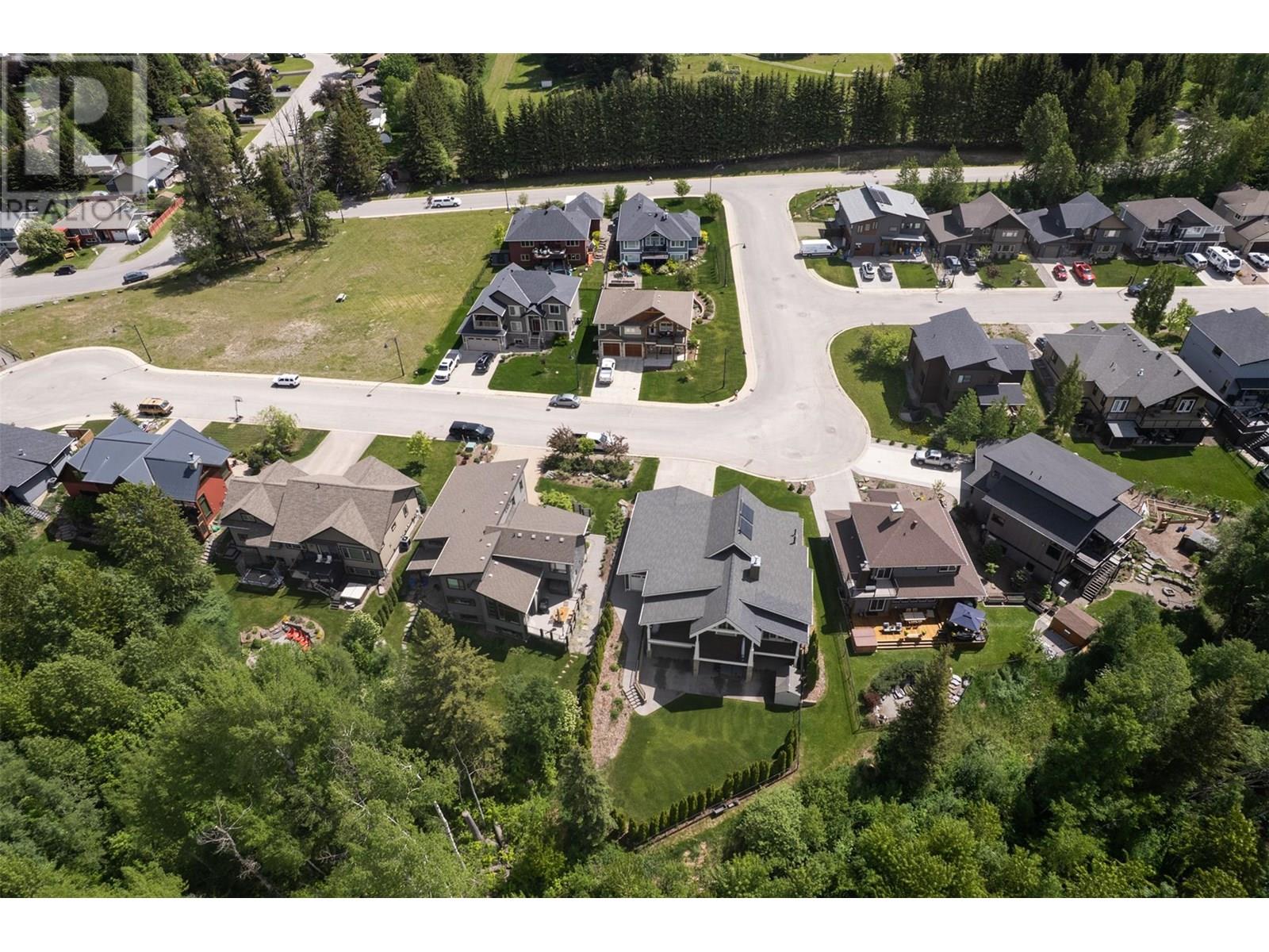 27 Silver Ridge Drive, Fernie, British Columbia  V0B 1M2 - Photo 75 - 10343203