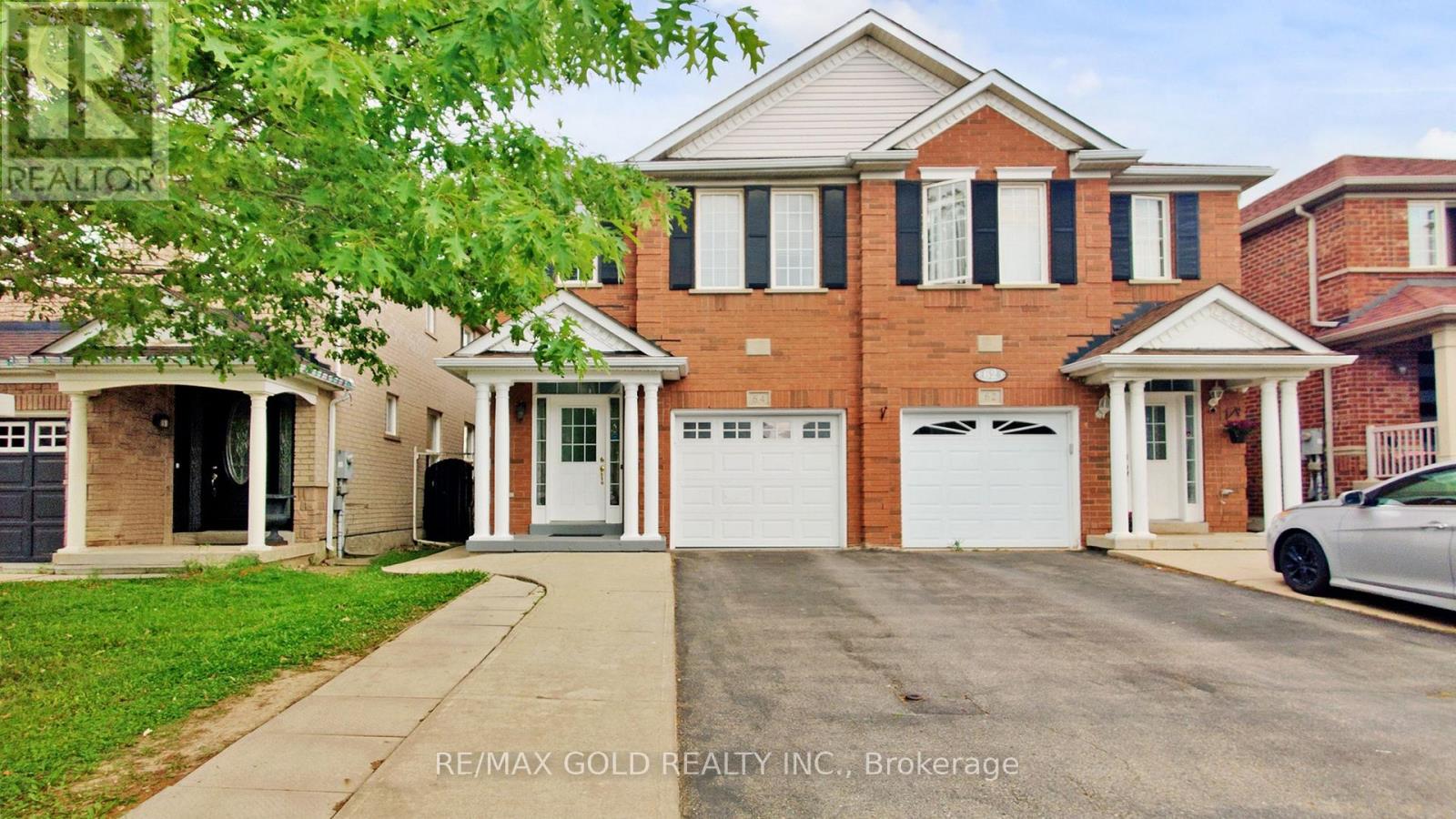 64 Sweet Clover Crescent, Brampton (Sandringham-Wellington), Ontario  L6R 2Z9 - Photo 1 - W12215325