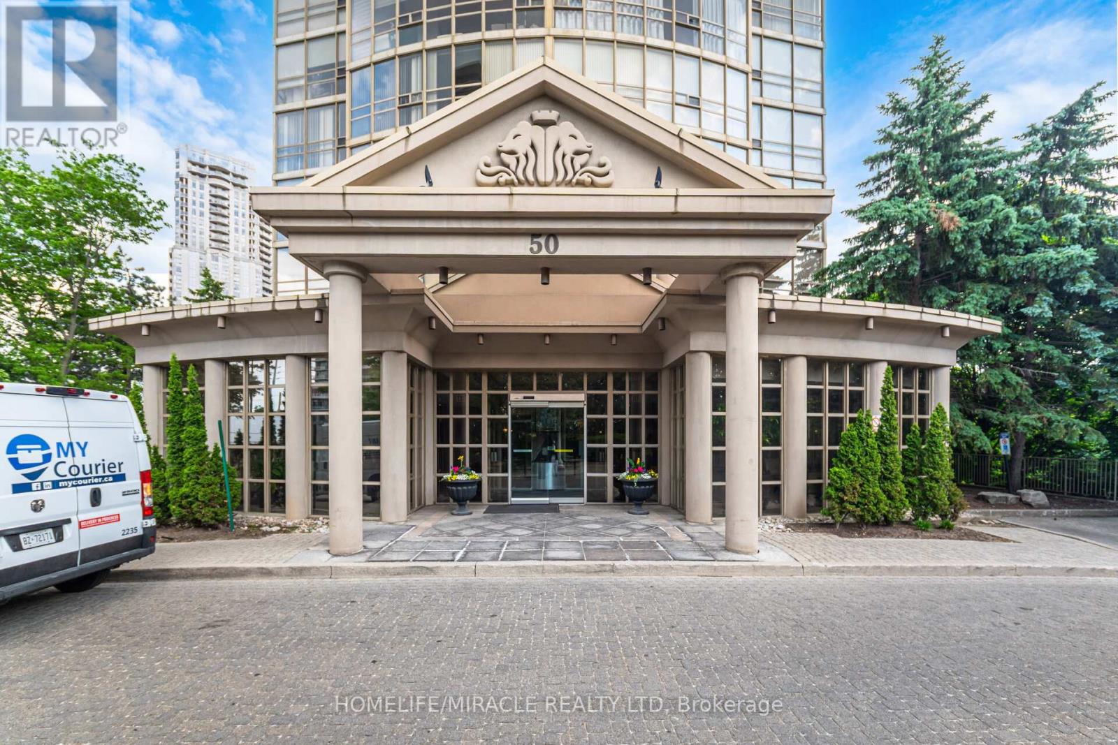 2107 - 50 Eglinton Avenue W, Mississauga (Hurontario), Ontario  L5R 3P5 - Photo 2 - W12215332