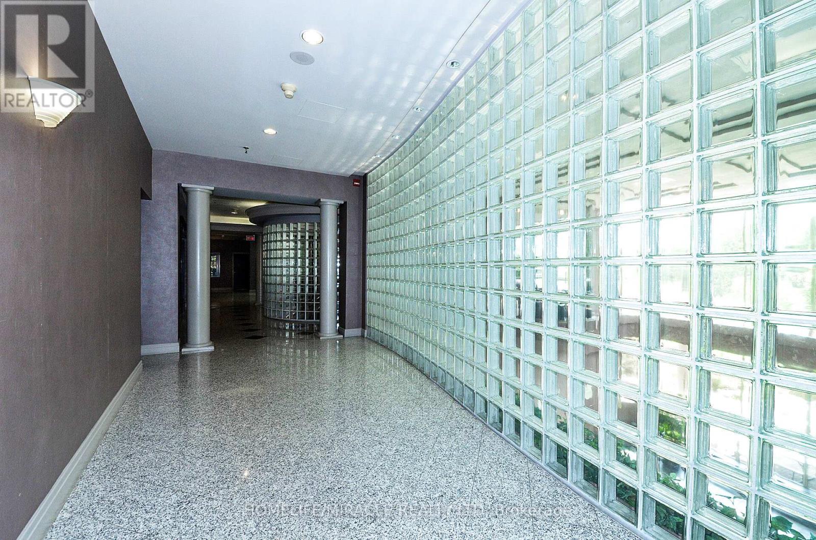 2107 - 50 Eglinton Avenue W, Mississauga (Hurontario), Ontario  L5R 3P5 - Photo 35 - W12215332