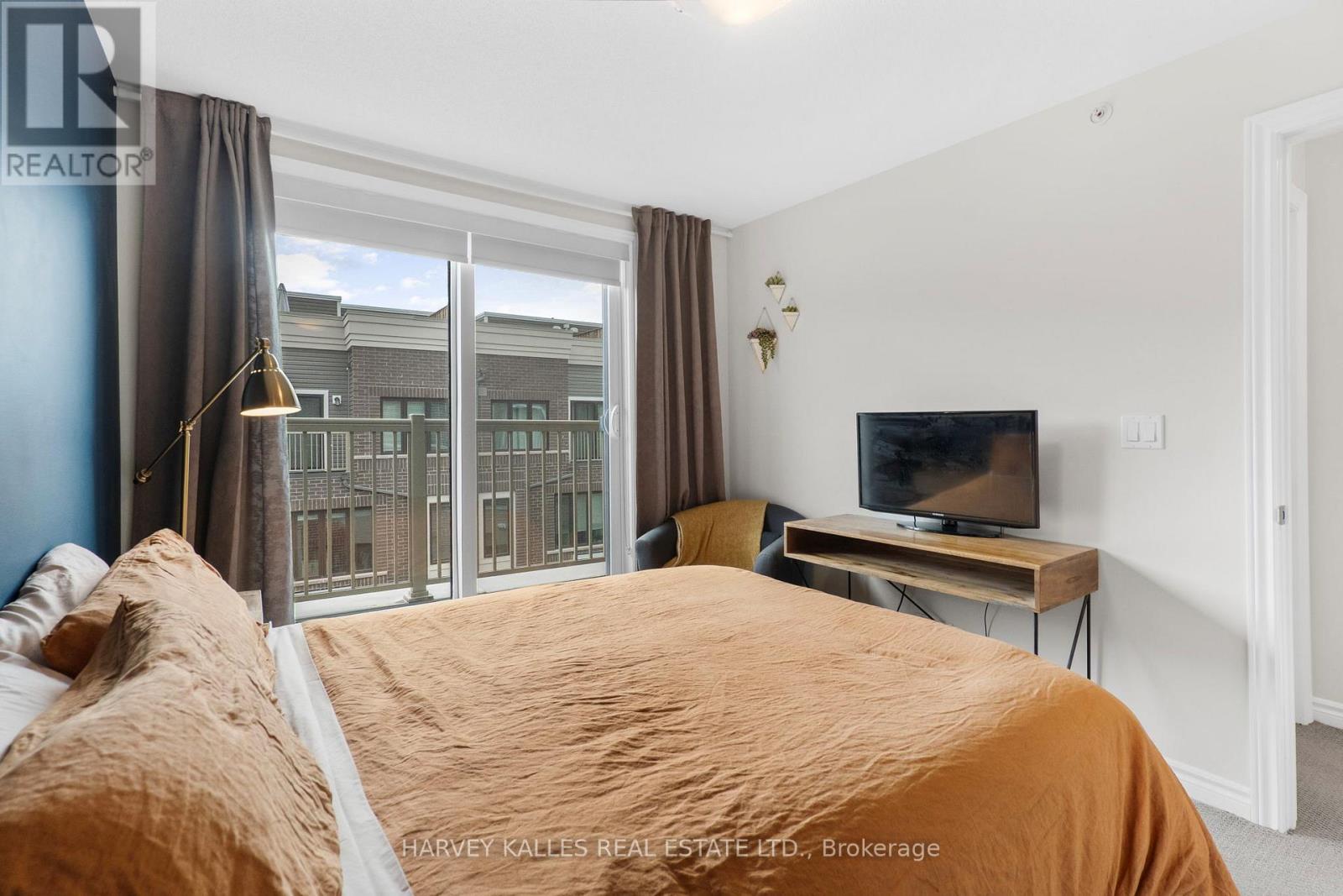 11 - 85 Eastwood Park Gardens, Toronto (Long Branch), Ontario  M8W 0B2 - Photo 24 - W12215389