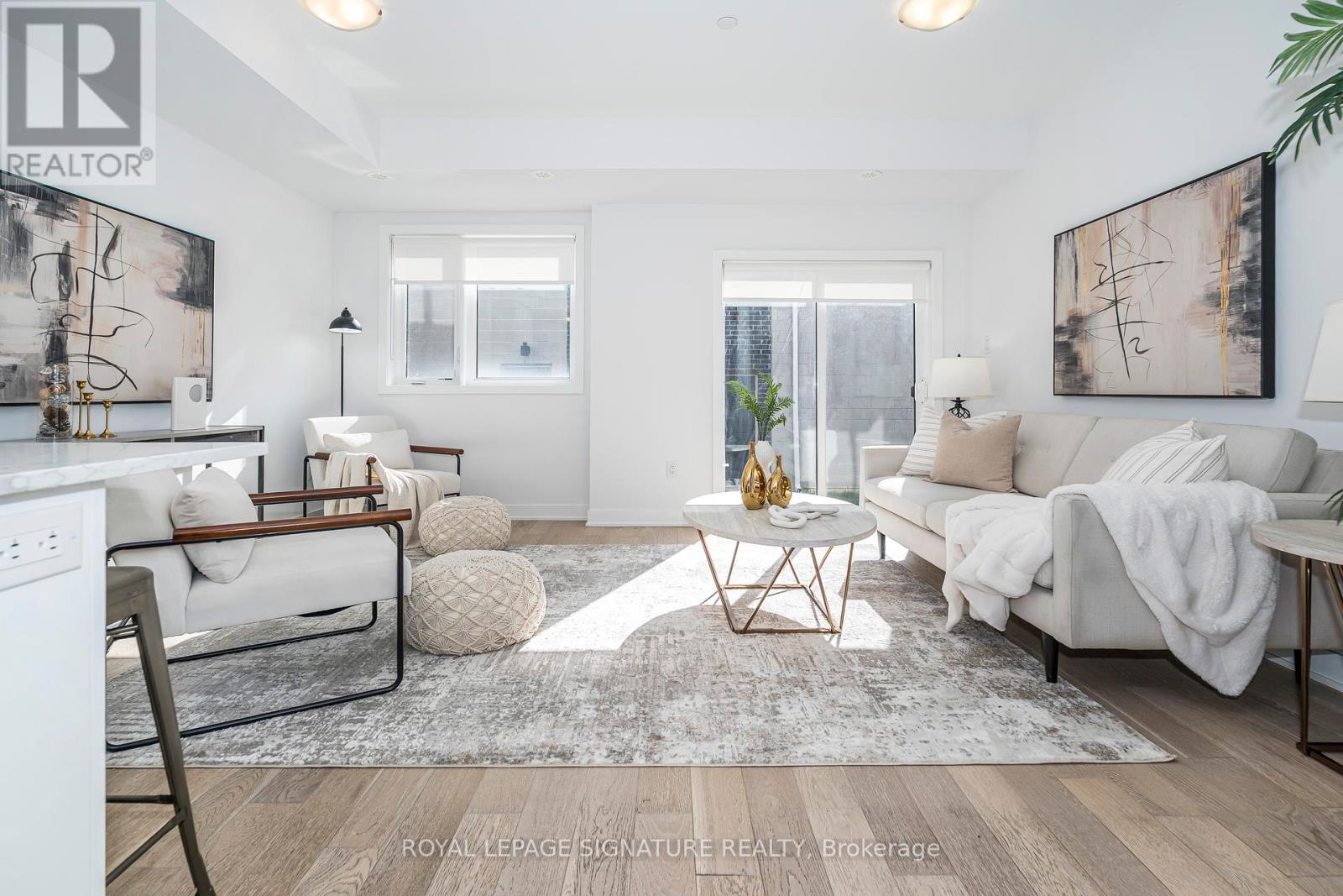 71 FREDERICK TISDALE DRIVE, toronto (downsview-roding-cfb), Ontario