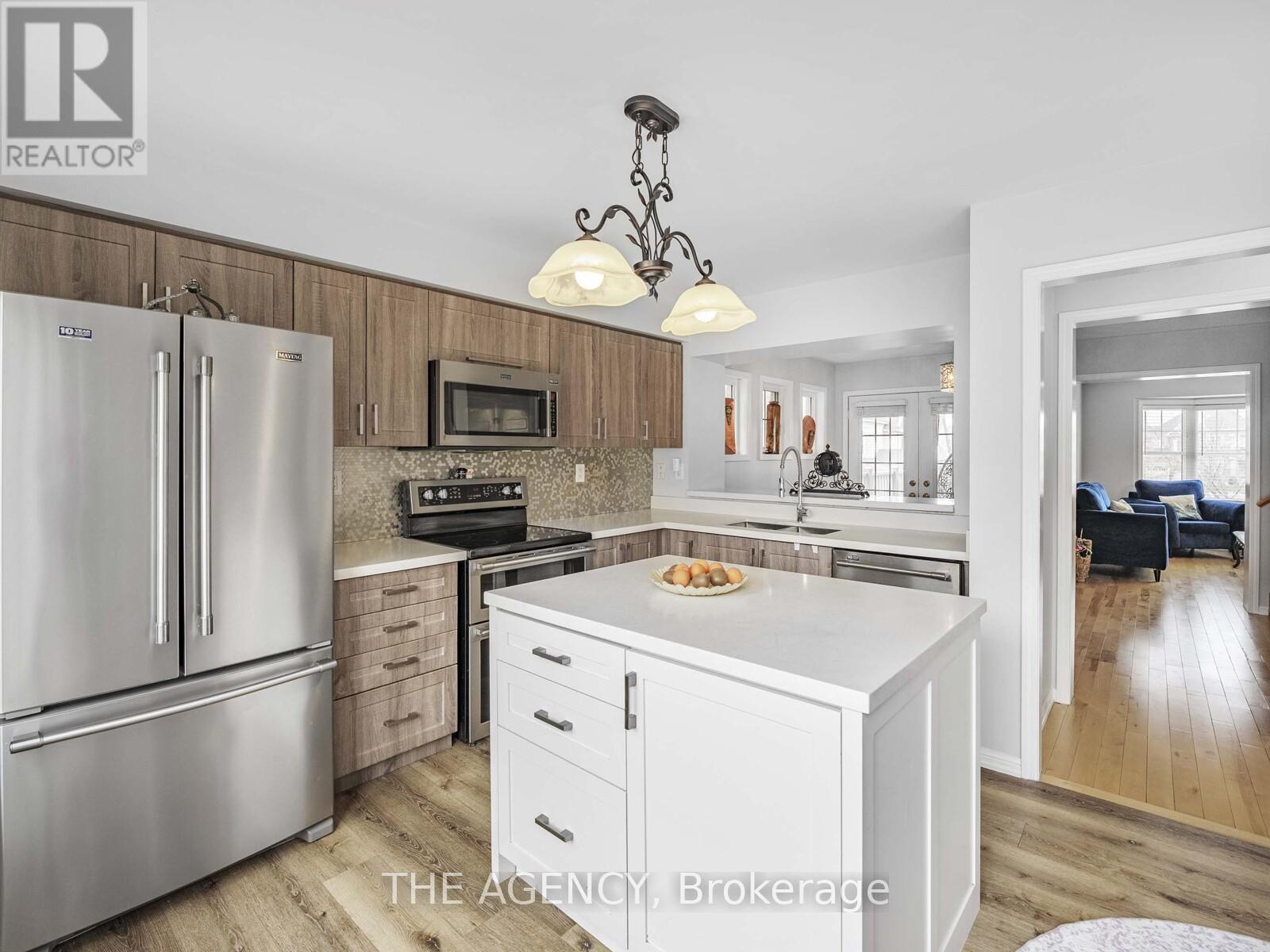216 Magurn Gate, Milton (Ha Harrison), Ontario  L9T 7B4 - Photo 19 - W12215413