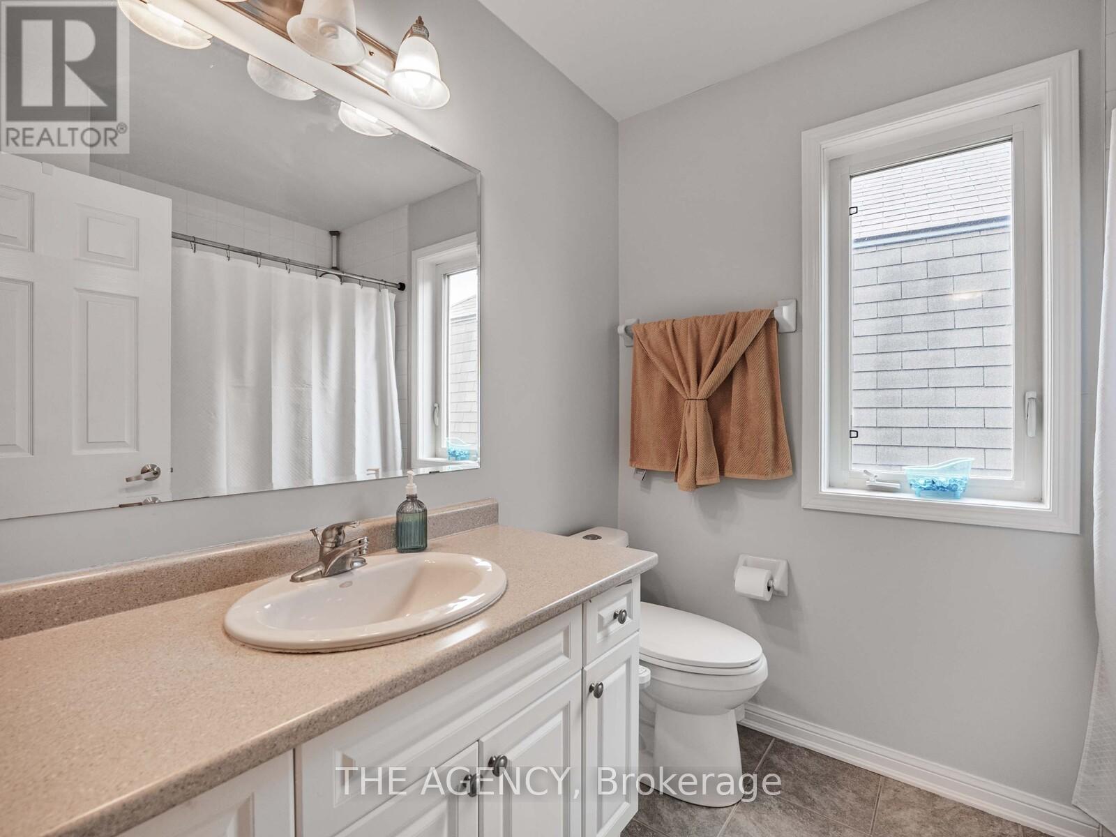 216 Magurn Gate, Milton (Ha Harrison), Ontario  L9T 7B4 - Photo 29 - W12215413