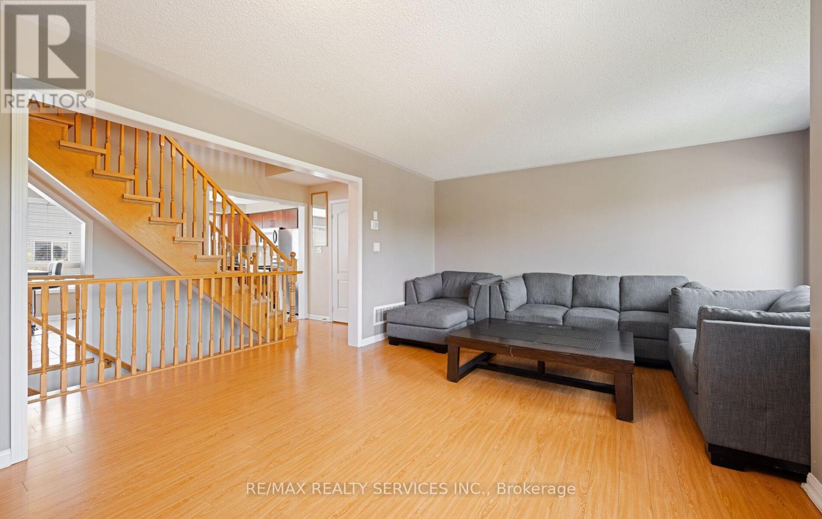 69 Decker Hollow Circle, Brampton (Credit Valley), Ontario  L6X 0L5 - Photo 16 - W12215482