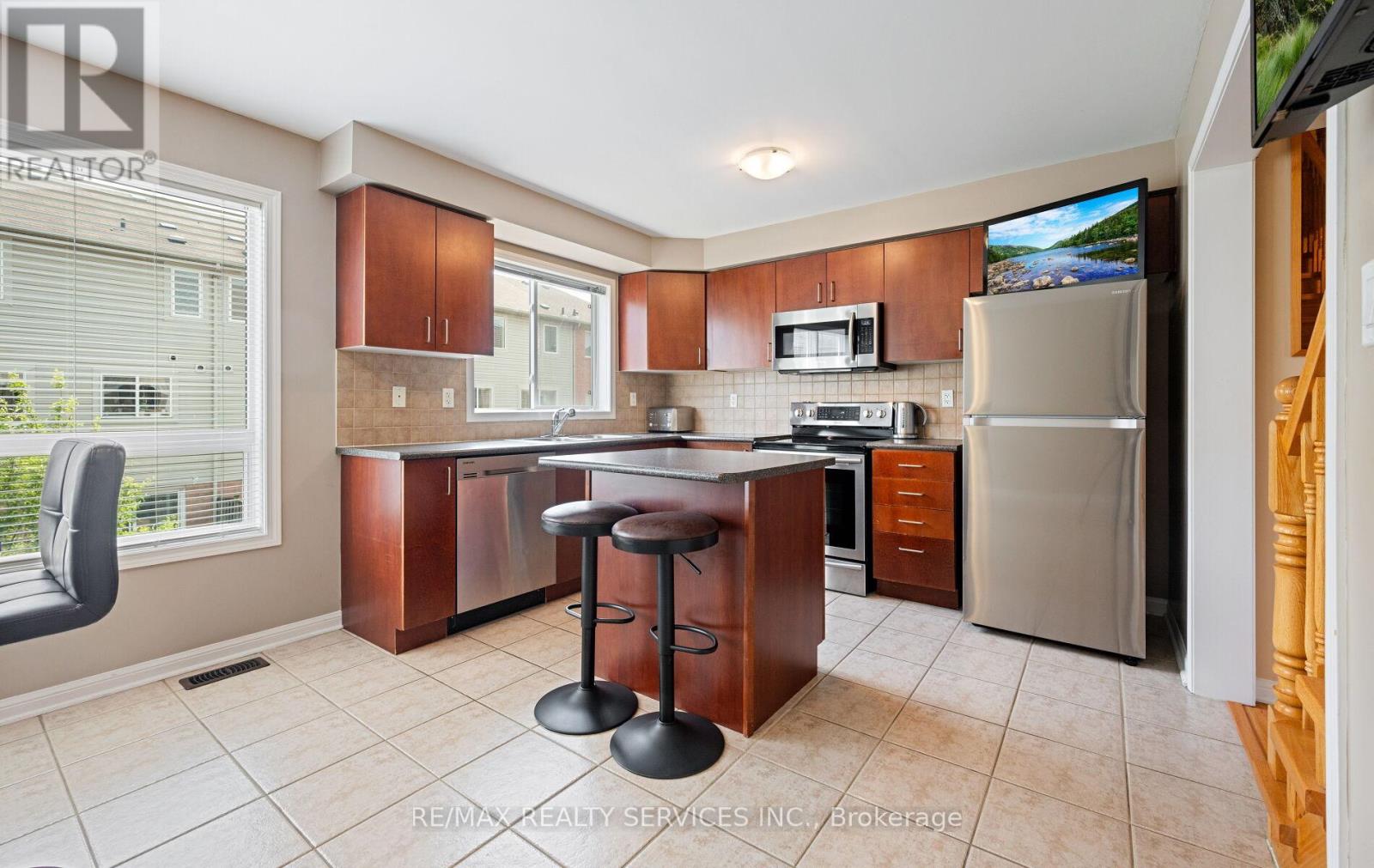 69 Decker Hollow Circle, Brampton (Credit Valley), Ontario  L6X 0L5 - Photo 21 - W12215482