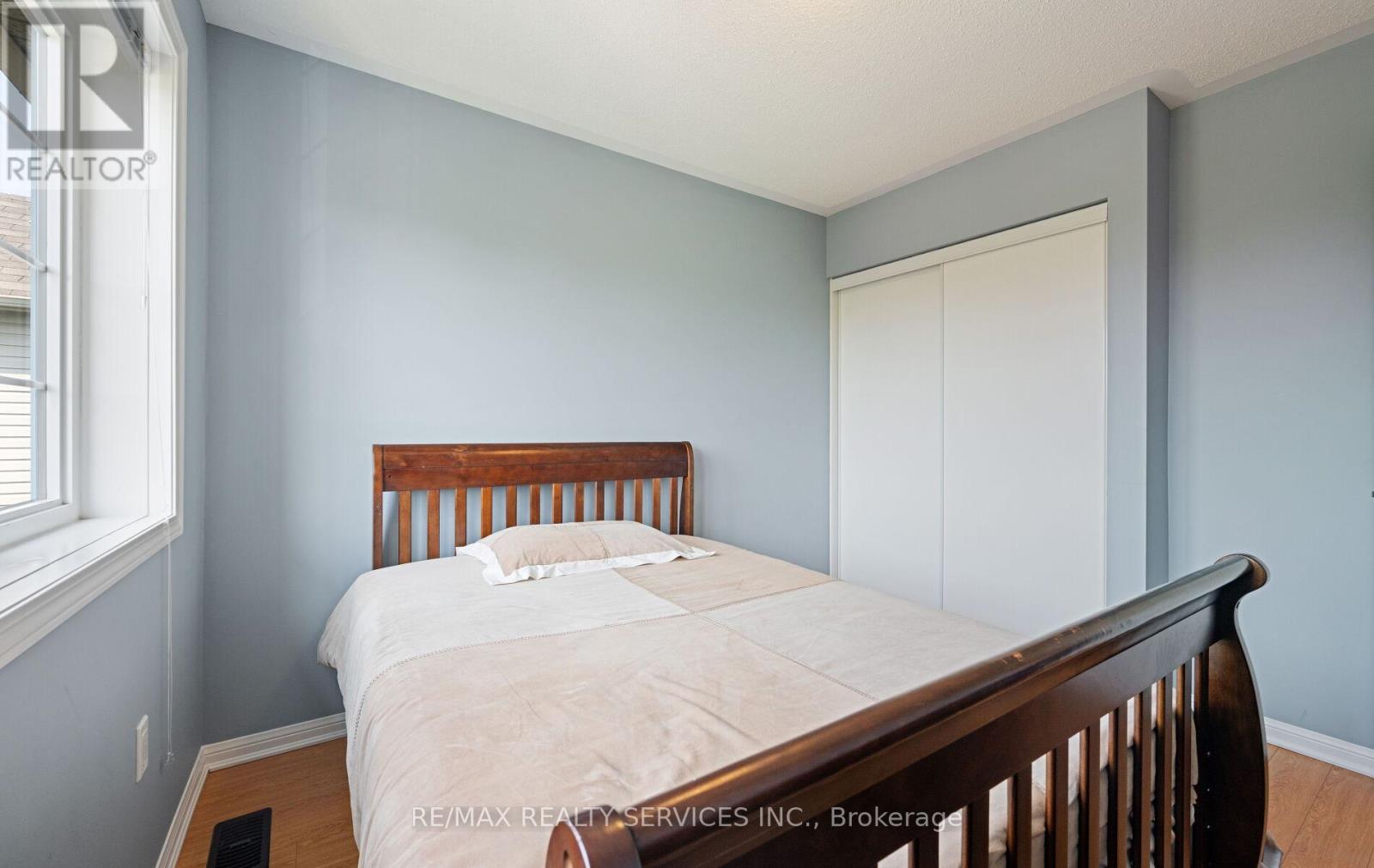 69 Decker Hollow Circle, Brampton (Credit Valley), Ontario  L6X 0L5 - Photo 40 - W12215482