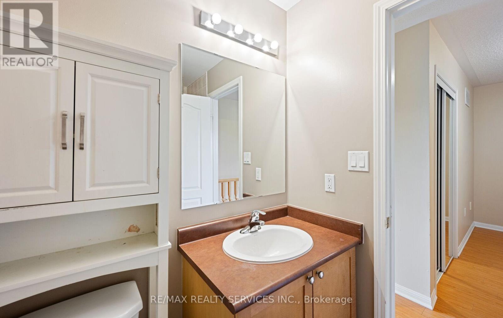 69 Decker Hollow Circle, Brampton (Credit Valley), Ontario  L6X 0L5 - Photo 43 - W12215482