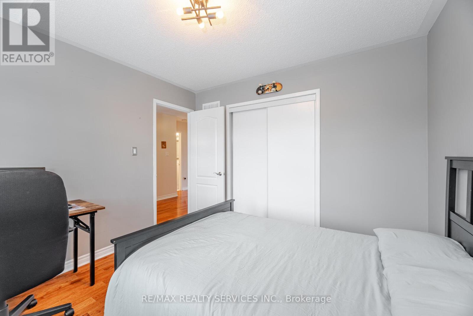 51 Lormel Gate, Brampton (Fletcher's Meadow), Ontario  L7A 2R6 - Photo 32 - W12215551